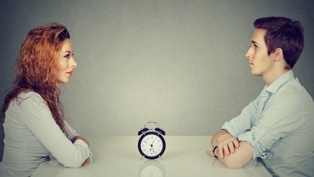 How to Tackle Speed Interviews: 7 Questions and Answers