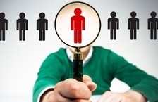 headhunter hiring a candidate