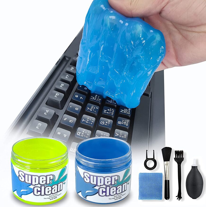 https://cdn3.careeraddict.com/uploads/article/60903/29-keyboard-cleaner-office-gadget.jpg